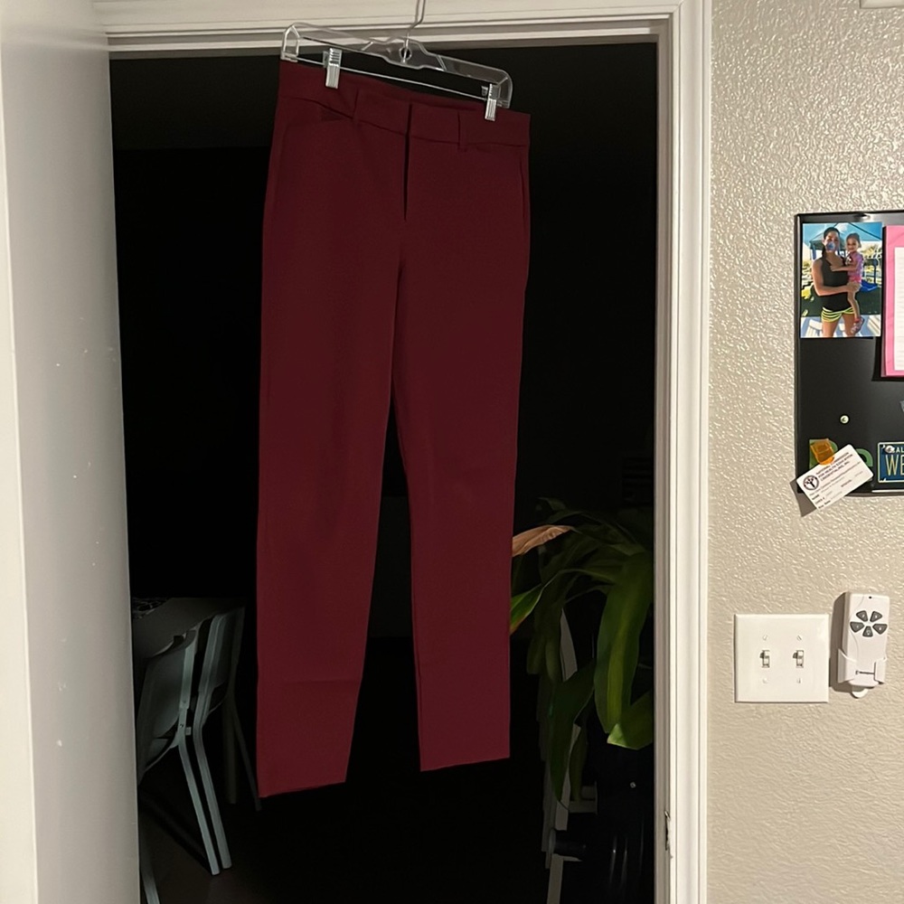 Old Navy size 8 Martin pixie cut pants